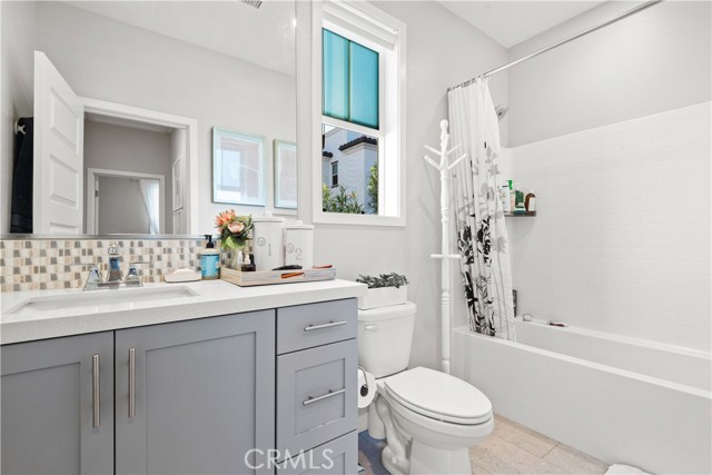 920 E Santa Ana Street, Anaheim CA: https://media.crmls.org/medias/34731827-b293-402d-b7e4-b683ca973bb8.jpg