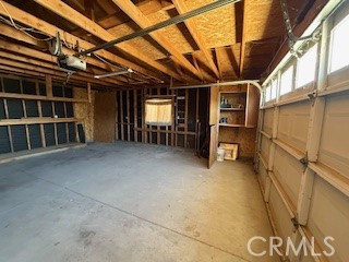 https://media.crmls.org/medias/34737e69-01f0-4799-bebf-059f9ed44c49.jpg?preset=X-Large