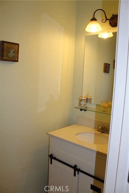 Image 17 of 52 For 5150 Carlsbad