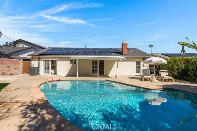 Detail Gallery Image 5 of 33 For 24224 Welby, West Hills,  CA 91307 - 4 Beds | 3 Baths