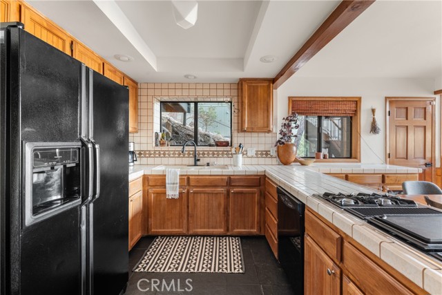 Detail Gallery Image 20 of 44 For 1148 Nadelhorn Dr, Lake Arrowhead,  CA 92352 - 4 Beds | 2/1 Baths