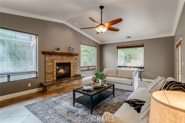 Detail Gallery Image 10 of 47 For 5450 Pescado Ct, Atascadero,  CA 93422 - 3 Beds | 2 Baths