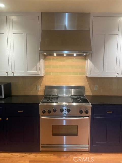 Detail Gallery Image 7 of 29 For 53300 Meadow Dr, Idyllwild,  CA 92549 - 3 Beds | 2/1 Baths