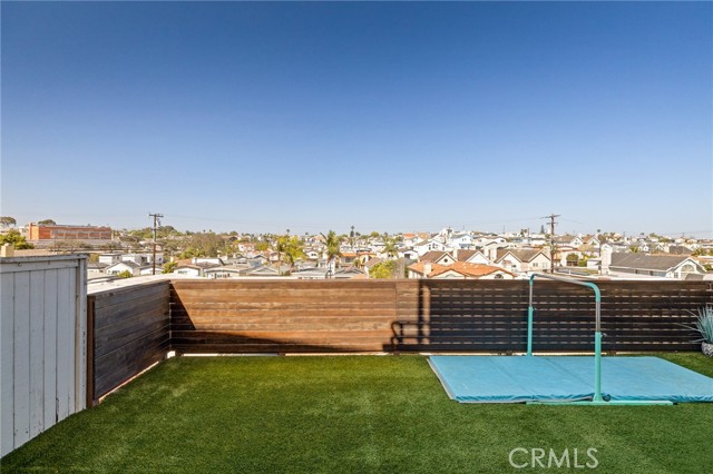 1722 Harper Avenue, Redondo Beach CA: https://media.crmls.org/medias/3475af28-15a0-4010-a685-d17a3c18e051.jpg