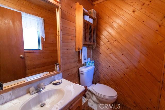 Detail Gallery Image 11 of 30 For 1971 Fern Ln, Big Bear City,  CA 92314 - 3 Beds | 1/1 Baths