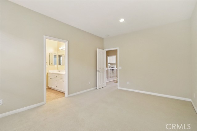 27 Antique Rose, Irvine CA: https://media.crmls.org/medias/34784a66-50f1-43b6-8e7d-2baaa6ed8525.jpg