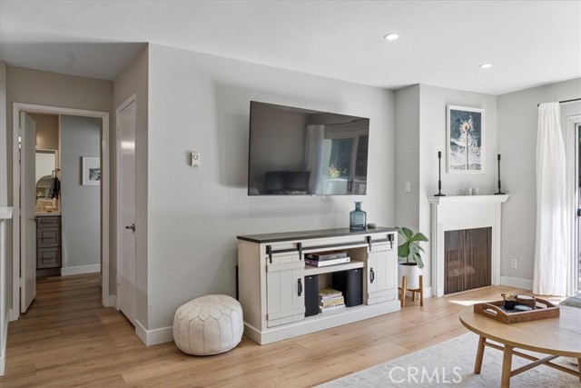 Detail Gallery Image 9 of 42 For 8163 Redlands #2,  Playa Del Rey,  CA 90293 - 1 Beds | 1 Baths