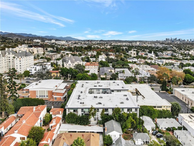 Detail Gallery Image 32 of 44 For 1351 N Crescent Heights Bld #308,  West Hollywood,  CA 90046 - 3 Beds | 2 Baths