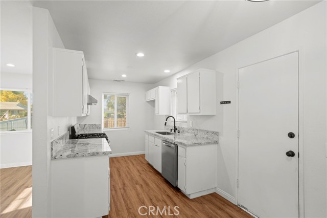 Detail Gallery Image 6 of 20 For 164 E Highland Ave, Redlands,  CA 92373 - 3 Beds | 1 Baths