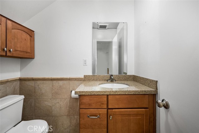 Detail Gallery Image 19 of 40 For 8798 Valley View #B,  Buena Park,  CA 90620 - 2 Beds | 1/1 Baths