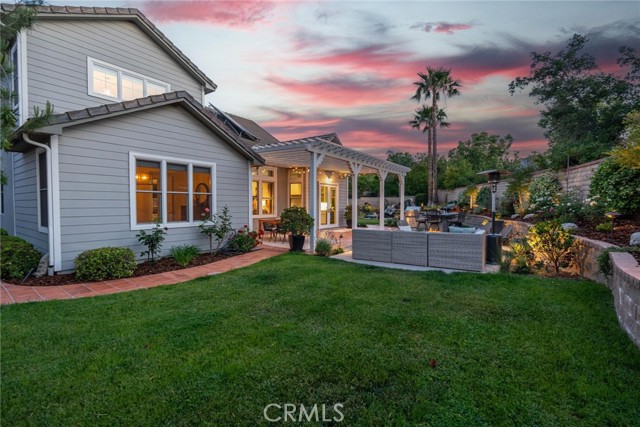 26941 Redwood Bluff Lane, Valencia CA: https://media.crmls.org/medias/347aabb8-62d6-45f7-af72-f80989e62ccf.jpg