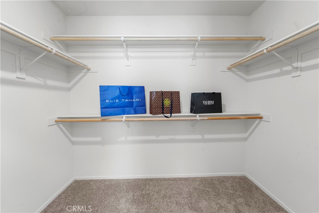 https://media.crmls.org/medias/347b7c12-8141-46d1-b427-1bf488c2b777.jpg?preset=X-Large