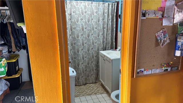 Detail Gallery Image 10 of 25 For 601 S Ford Bld, East Los Angeles,  CA 90022 - 2 Beds | 1 Baths