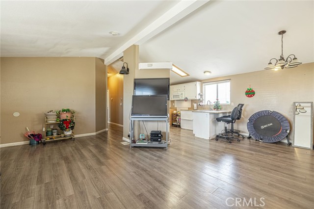 Detail Gallery Image 10 of 49 For 277 Longhorn, Mojave,  CA 93501 - 3 Beds | 2 Baths