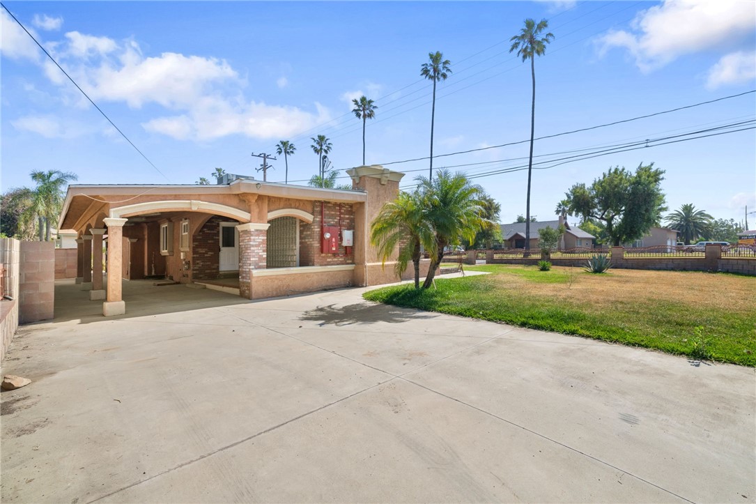 Image 3 for 17290 Hibiscus St, Fontana, CA 92335