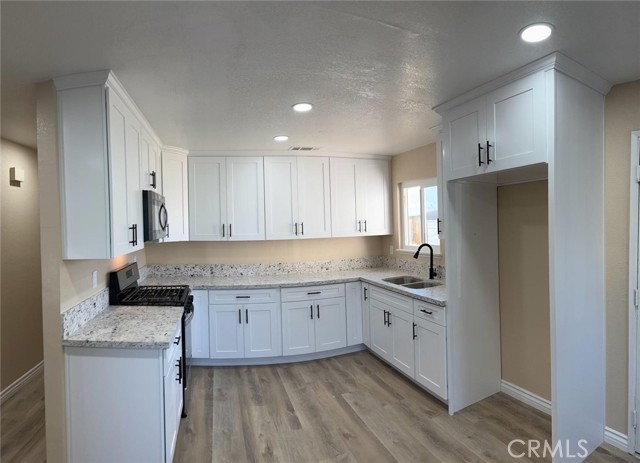 Detail Gallery Image 11 of 11 For 20837 87th St, California City,  CA 93505 - 3 Beds | 1 Baths