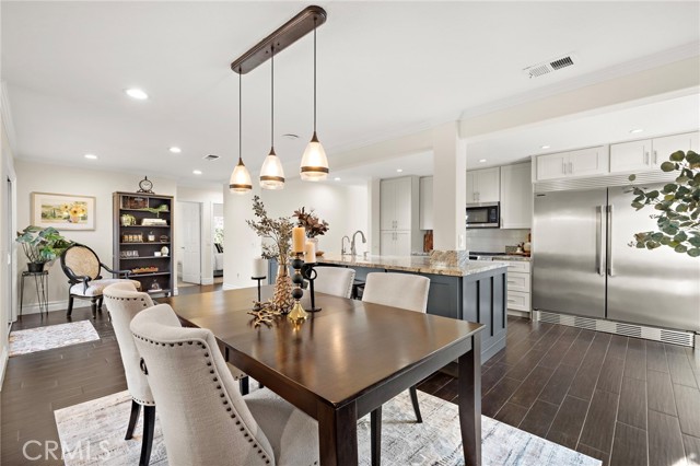 Detail Gallery Image 13 of 51 For 10763 El Centro Avenue, Fountain Valley,  CA 92708 - 5 Beds | 2/1 Baths