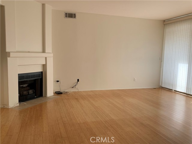 347ed965 7435 4caa 928a 9ea5ba20de3b