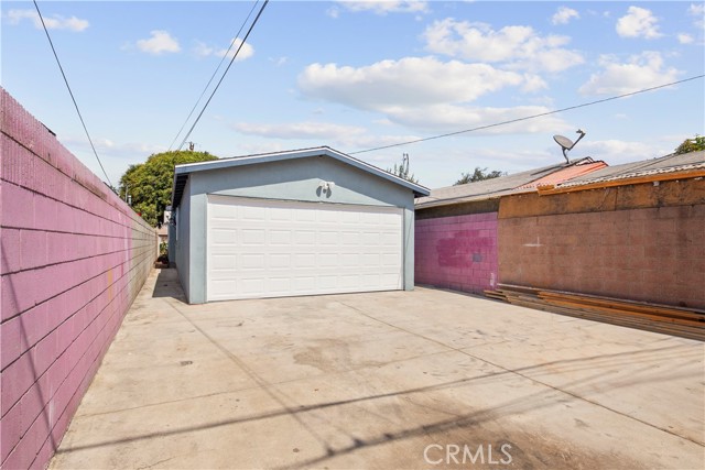 Detail Gallery Image 16 of 20 For 4104 East San Luis, Compton,  CA 90221 - 2 Beds | 2 Baths