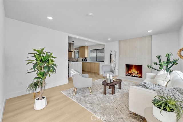 Image 24 of 51 For 13682 Carroll