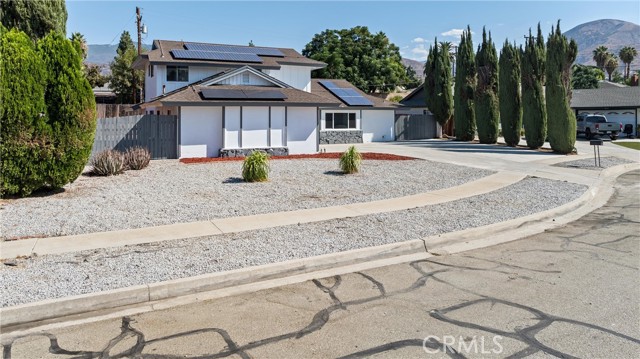 Detail Gallery Image 5 of 36 For 25760 Argyle Ct, San Bernardino,  CA 92404 - 5 Beds | 3 Baths