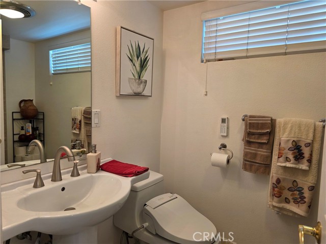 Detail Gallery Image 10 of 27 For 10420 Vassar Way, Stanton,  CA 90680 - 3 Beds | 2 Baths