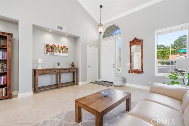 Detail Gallery Image 6 of 54 For 26 Monstad St, Aliso Viejo,  CA 92656 - 3 Beds | 3 Baths