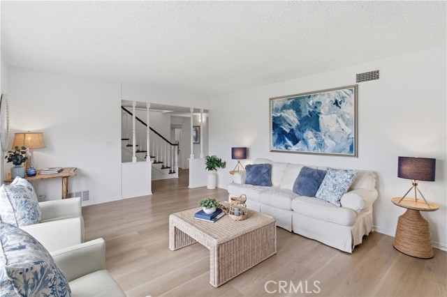 Detail Gallery Image 6 of 61 For 23452 Kathryn Ave, Torrance,  CA 90505 - 4 Beds | 2 Baths