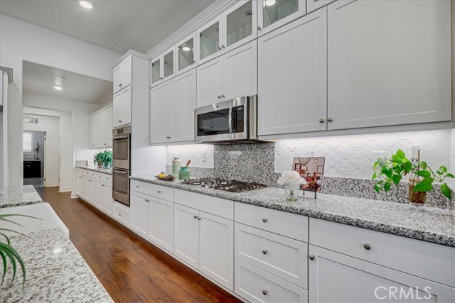 Detail Gallery Image 14 of 63 For 30586 Boxleaf Ln, Murrieta,  CA 92563 - 4 Beds | 2/2 Baths