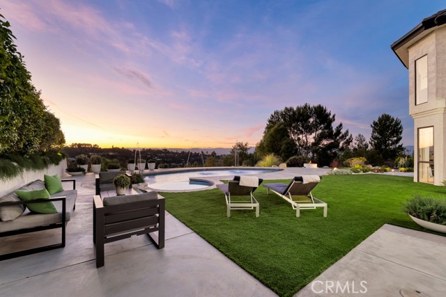 Detail Gallery Image 21 of 40 For 4015 Clarinda Dr, Tarzana,  CA 91356 - 5 Beds | 4 Baths