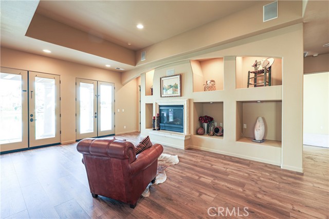 Detail Gallery Image 5 of 25 For 8720 Laguna St, Chowchilla,  CA 93610 - 4 Beds | 4 Baths