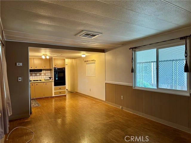 Detail Gallery Image 6 of 20 For 2240 Golden Oak Spc #15, Merced,  CA 95341 - 2 Beds | 1 Baths