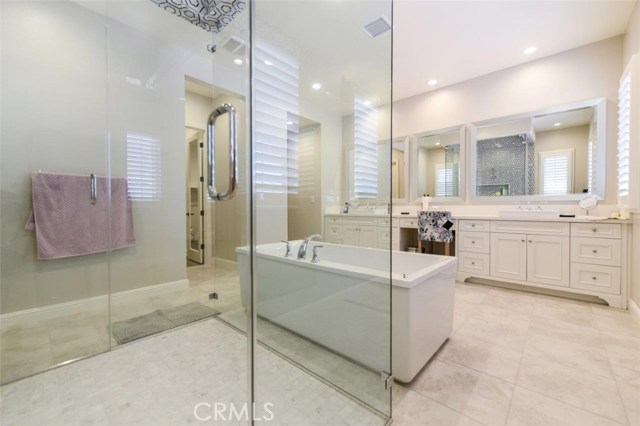 Detail Gallery Image 39 of 43 For 222 Clear Falls, Irvine,  CA 92602 - 5 Beds | 5/1 Baths