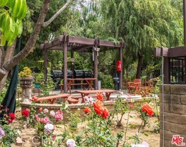 Detail Gallery Image 11 of 12 For 5830 Benner #302,  Los Angeles,  CA 90042 - 2 Beds | 2 Baths