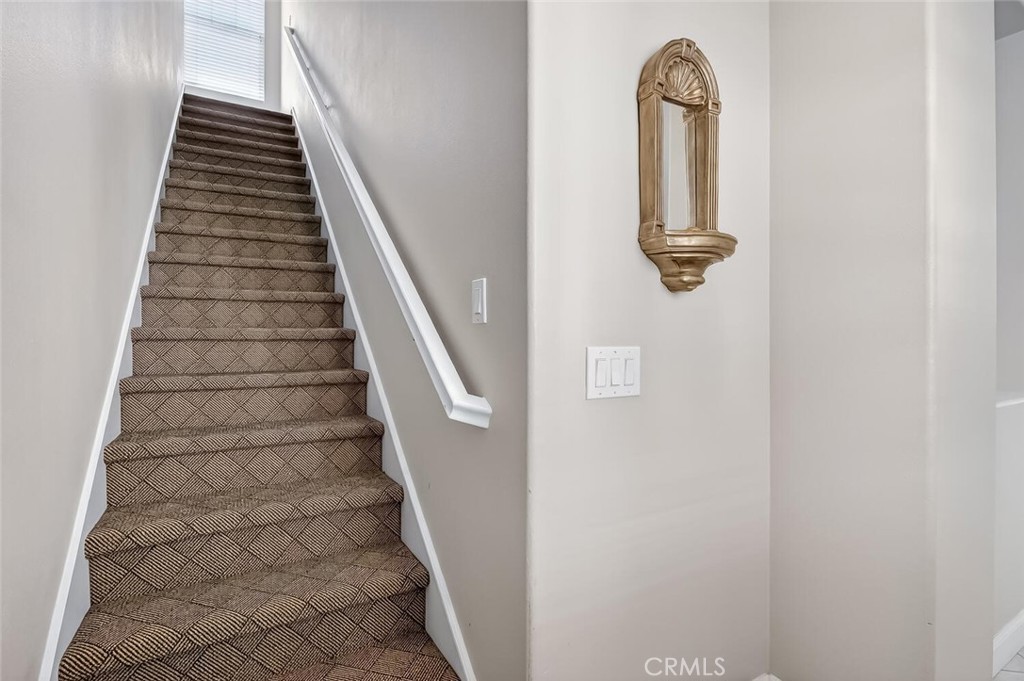 https://media.crmls.org/medias/3486c902-7774-4d23-96c1-6b81613998aa.jpg?preset=X-Large