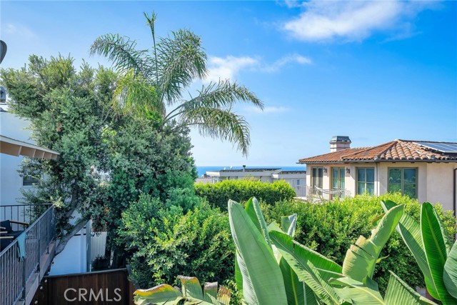 641 13th Street, Manhattan Beach, California 90266, 4 Bedrooms Bedrooms, ,1 BathroomBathrooms,Residential,Sold,13th,SB22214141