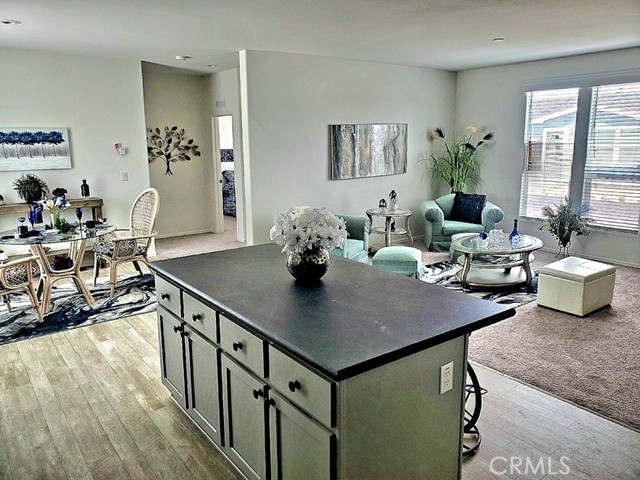 Front Image Thumbnail for CRHD26136246