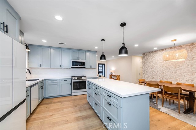 Detail Gallery Image 21 of 42 For 7112 Darnoch, West Hills,  CA 91307 - 4 Beds | 2 Baths