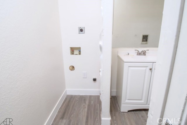 3305 Oakwood Drive, Julian CA: https://media.crmls.org/medias/34895162-561e-4e54-8377-eab7b47afbf3.jpg