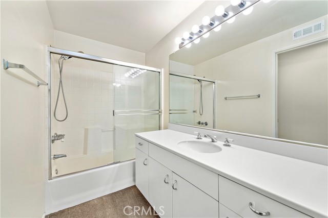 1 Montana Del Lago Drive, Rancho Santa Margarita CA: https://media.crmls.org/medias/348956b6-1284-471a-a6a6-5b773f9aef56.jpg