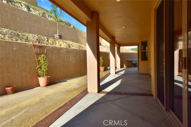 Detail Gallery Image 10 of 51 For 9805 Steelhead Rd, Paso Robles,  CA 93446 - 3 Beds | 3/1 Baths