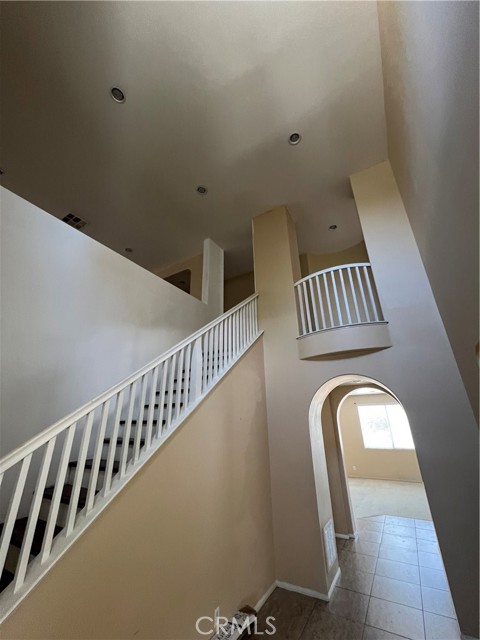6686 Sand Dunes Street, Eastvale CA: https://media.crmls.org/medias/348c9d30-4d5c-4e84-abdd-656c8e9ad57a.jpg