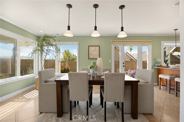 Detail Gallery Image 6 of 31 For 20770 Cottonwood Road, Yorba Linda,  CA 92887 - 4 Beds | 2 Baths