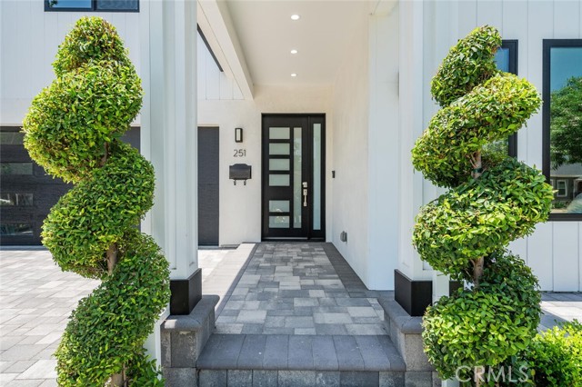 Image 2 of 51 For 251 Griffith Park Drive