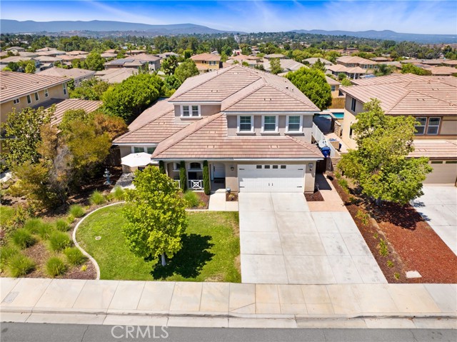 9271 Millionaire Lane, Riverside CA: https://media.crmls.org/medias/348ec067-9fd7-4bdb-87c3-f8330c202c97.jpg
