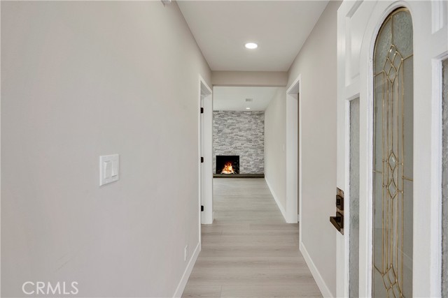 Detail Gallery Image 4 of 42 For 6733 via Arroyo Dr, Buena Park,  CA 90620 - 4 Beds | 2 Baths