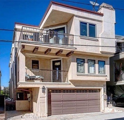 333 21st Place, Manhattan Beach, California 90266, 3 Bedrooms Bedrooms, ,2 BathroomsBathrooms,Residential,Sold,21st,SB18133012