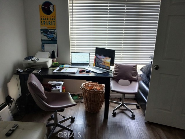 Detail Gallery Image 10 of 39 For 7050 Shoup Ave #178,  Canoga Park,  CA 91303 - 2 Beds | 1/1 Baths