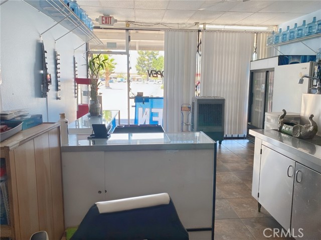 245 E Baseline Street, Rialto CA: https://media.crmls.org/medias/34919318-ba43-449c-92ad-54f584d79e07.jpg