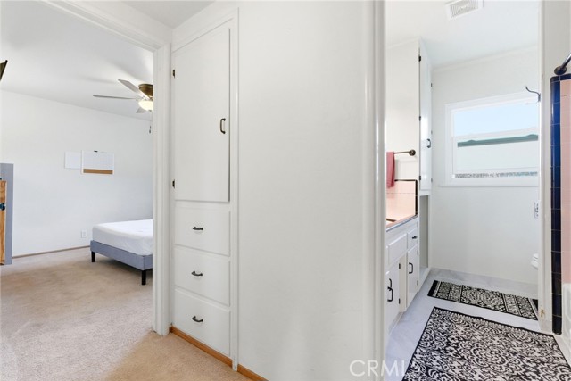 Detail Gallery Image 31 of 44 For 2410 S Locust, Visalia,  CA 93277 - 2 Beds | 1 Baths